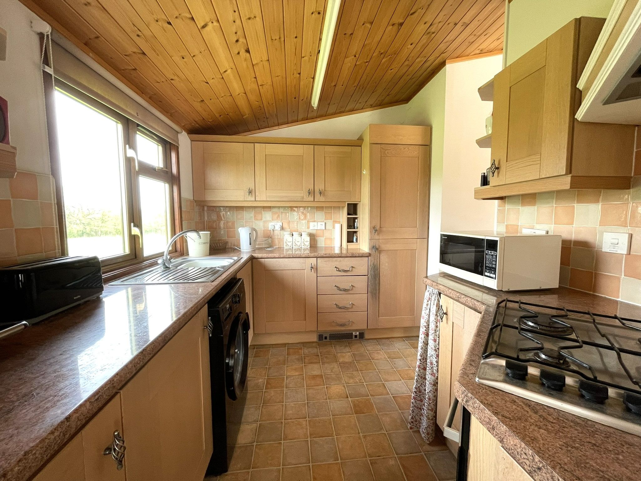 Rendham Road, Carlton, Saxmundham, IP17 2QN JG/B159A Clarke & Simpson